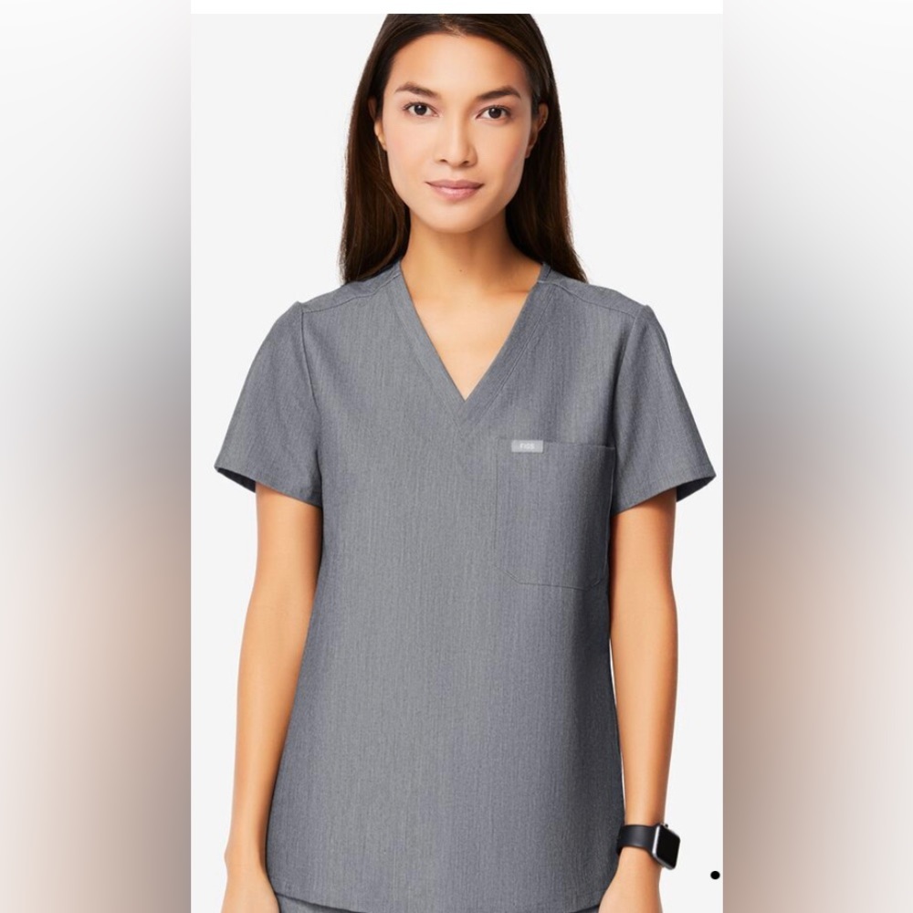 Catarina™ One-Pocket Scrub Top